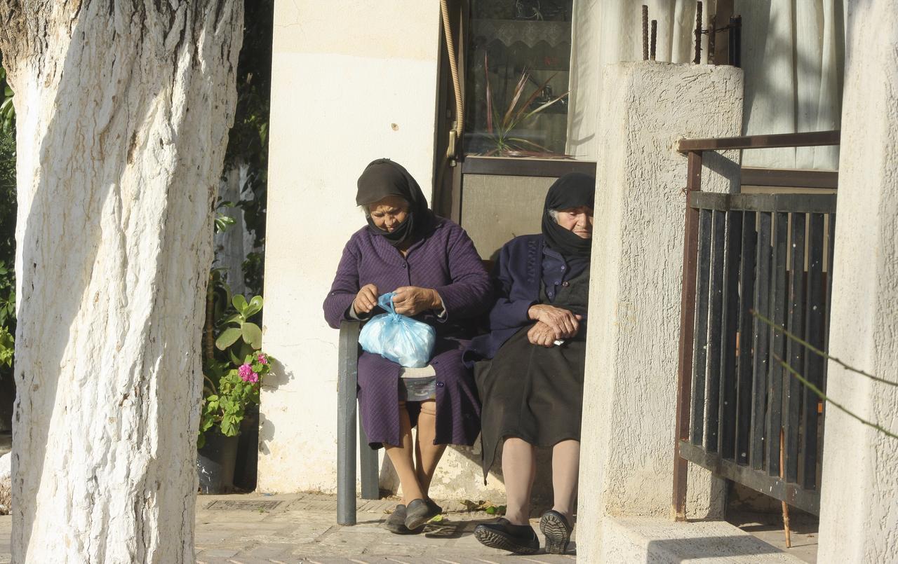 Villa Dio Petres Kroustas Bagian luar foto